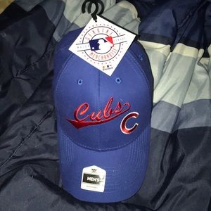 CUBS hat 🧢. open to offers🔆🔆🔆
